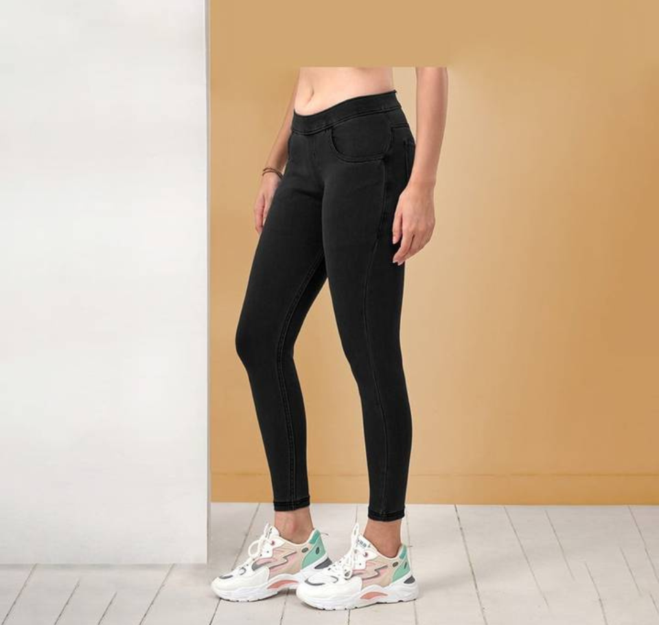 Lyra Women's Wear Flexi Denimz Treggings (Black) XL